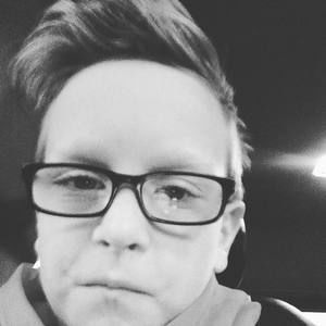 Meet your Posher, Logan